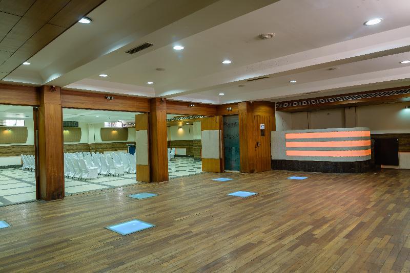Quality Inn Palms Gandhidham Exterior photo
